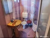 Casă cochetă, cu priveliște superbă asupra orașului ... 