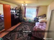 Casă cochetă, cu priveliște superbă asupra orașului ... 