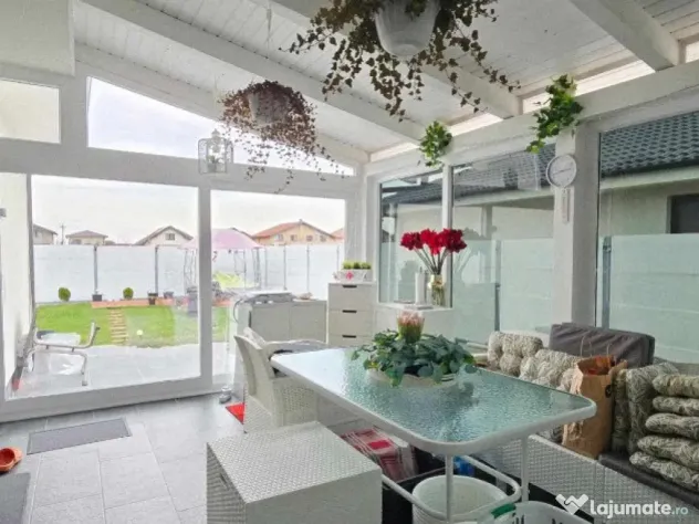 Casa noua de vanzare pe nivel, Santandrei, zona Mega Image