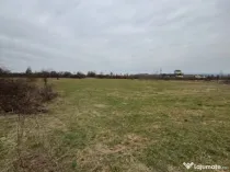 Teren intravilan 72 ari, front generos 54 ml – Zona Două