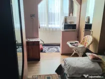 Garii, garsoniera, etaj 2