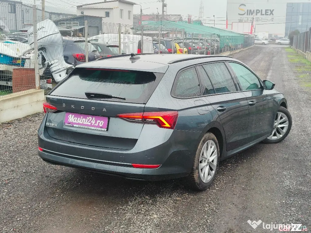Skoda Octavia IV 2022 Ceasuri digitale, full LED