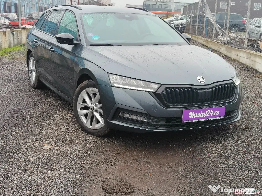 Skoda Octavia IV 2022 Ceasuri digitale, full LED