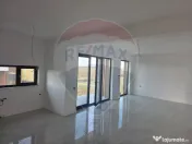 VANZARE Casă / Vilă PREMIUM 4 camere la pret normal 