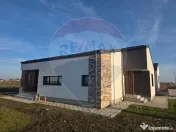 VANZARE Casă / Vilă PREMIUM 4 camere la pret normal 