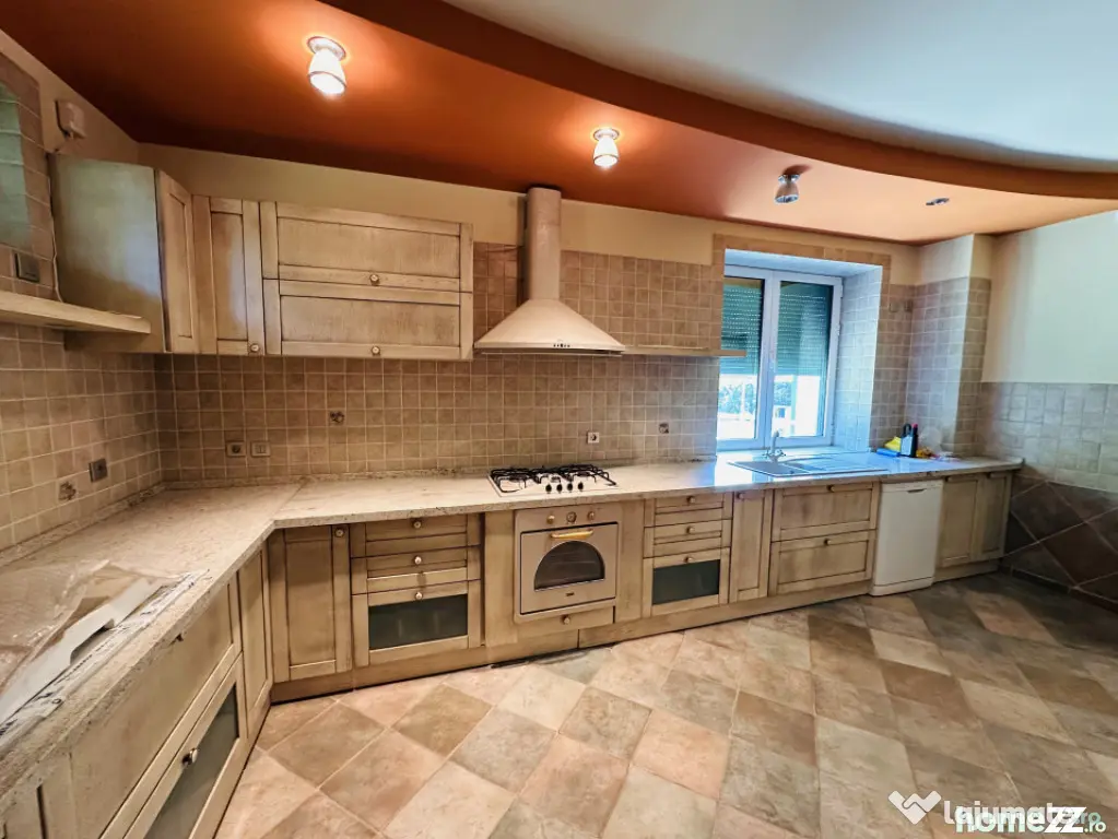 SUPER PROPIETATE LA PADURE ROSU, vila superba 709 mp, 1213 m - Rosu (Bucuresti-Ilfov)