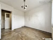 Apartament cu 2 camere in zona Florilor de renovat 