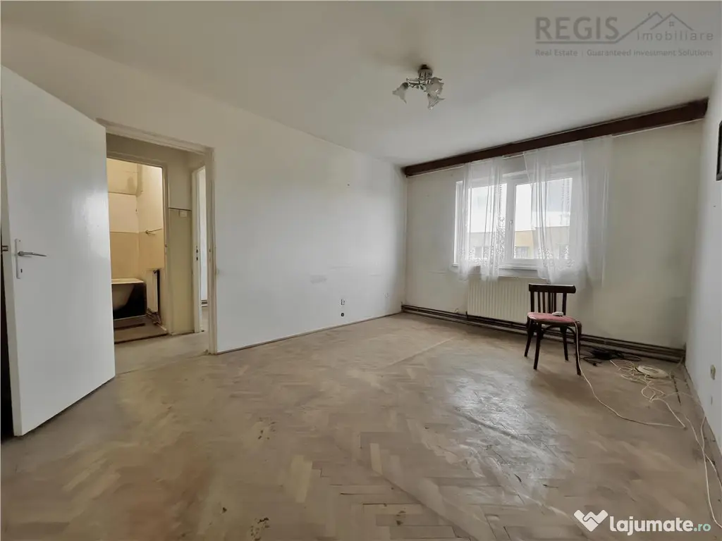 Apartament 2 Camere zona Florilor de renovat