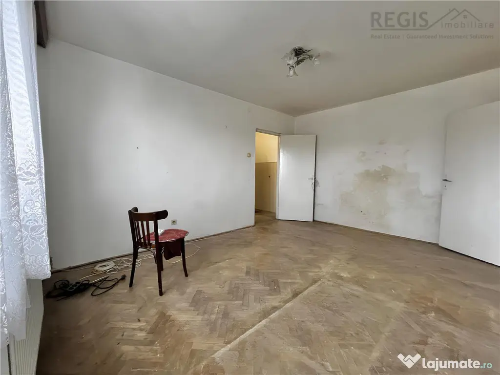 Apartament 2 Camere zona Florilor de renovat