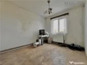 Apartament 2 Camere zona Florilor de renovat 