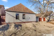 Casă cu teren 591 mp în Vinga, zonă centrală 
