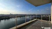 APARTAMENT CU TERASA GENEROASA SI VEDERE UNICA CATRE LAC 