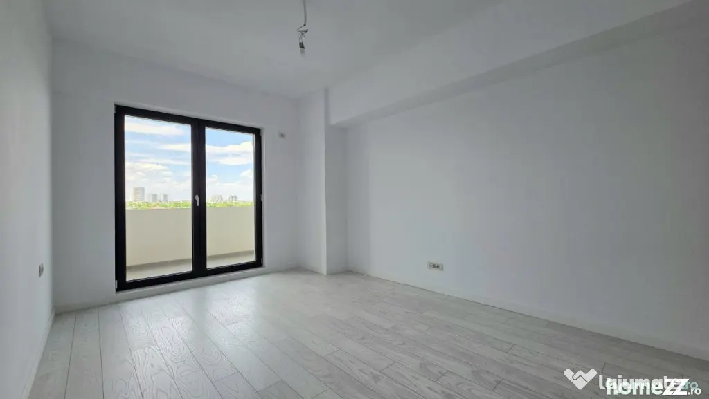 APARTAMENT CU TERASA GENEROASA SI VEDERE UNICA CATRE LAC