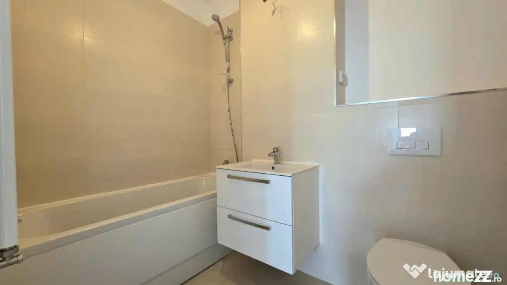 APARTAMENT CU TERASA GENEROASA SI VEDERE UNICA CATRE LAC