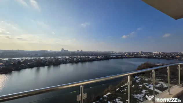 APARTAMENT CU TERASA GENEROASA SI VEDERE UNICA CATRE LAC