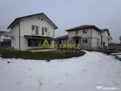 5 camere || strada asfaltata || gata de mutare || 