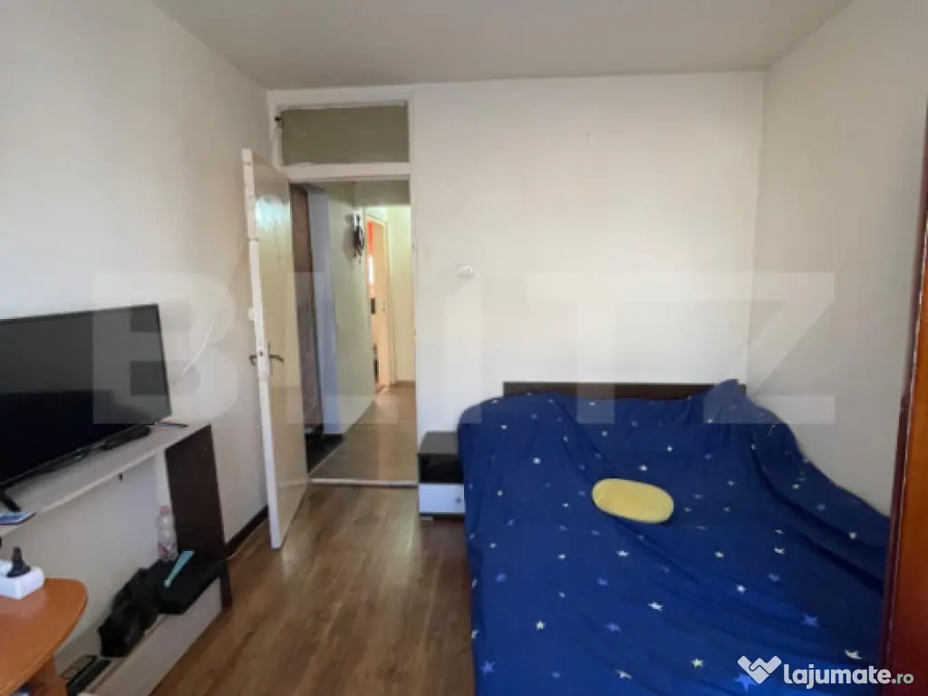 Apartament 3 camere, 70 mp, zona Blocuri - Campia Turzii