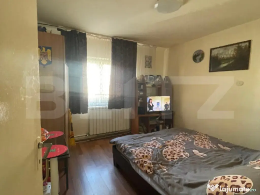 Apartament 3 camere, 70 mp, zona Blocuri - Campia Turzii