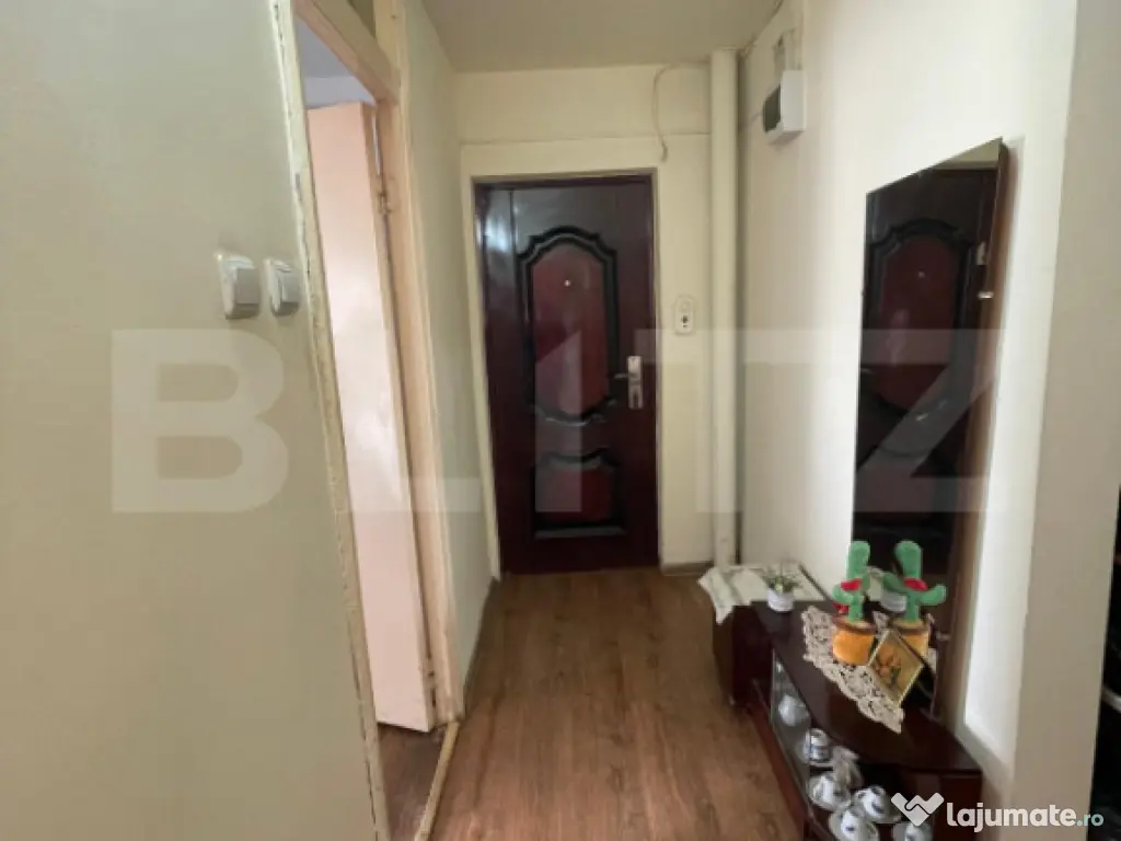 Apartament 3 camere, 70 mp, zona Blocuri - Campia Turzii