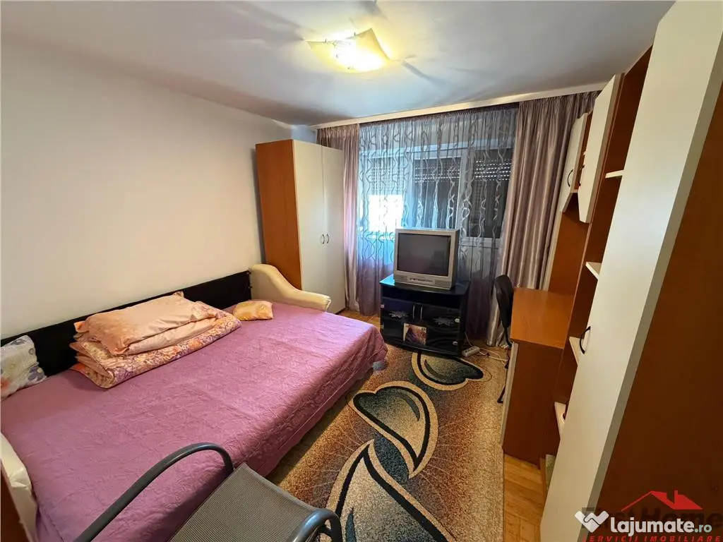 Apartament 3 camere, zona Sud - Amadeus - 70mp, etaj 4 cu ac