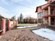 Casa 6 camere mansarda , cu garaj , beci , Ploiesti , cent 