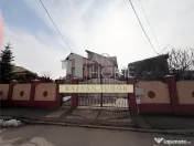 Casa 6 camere mansarda , cu garaj , beci , Ploiesti , cent 
