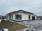 Casă parter – 166 mp construiți – teren 636 mp