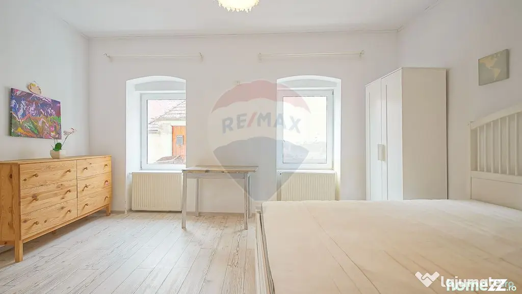 Apartament 3 camere cochet, renovat, Centrul Istoric