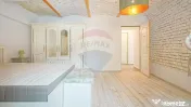 Apartament 3 camere cochet, renovat, Centrul Istoric 