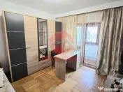 Apartament 100 mp, 4 camere, Zona Excelenta 