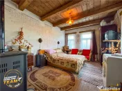 FILM! 3.000 mp teren intravilan cu proprietate traditionala 