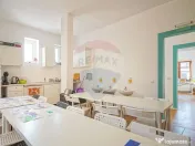 Casă / Vilă cu 9 camere de închiriat în zona Centrul ... 