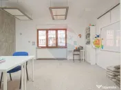 Casă / Vilă cu 9 camere de închiriat în zona Centrul ... 