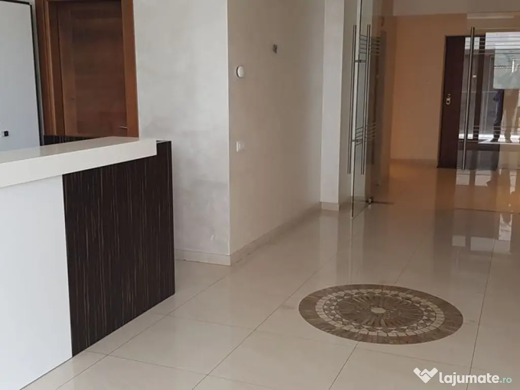 Mamaia,zona Cazino! Apartament vedere frontala la lac.