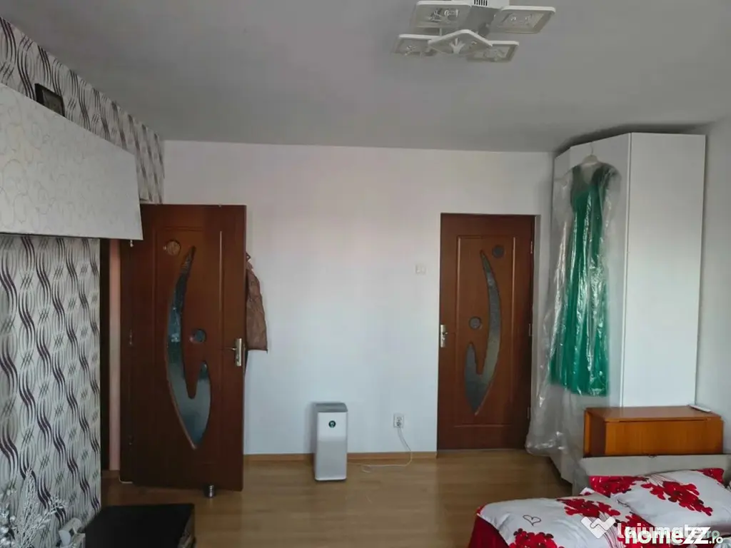 VEST parc Aurora - 2cam, dec, 4/10, renovat, intab- 65900 eu - Ploiesti (Prahova)