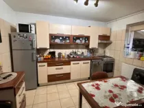 Casă 3 camere de vânzare zona Palas – 92 mp utili, teren