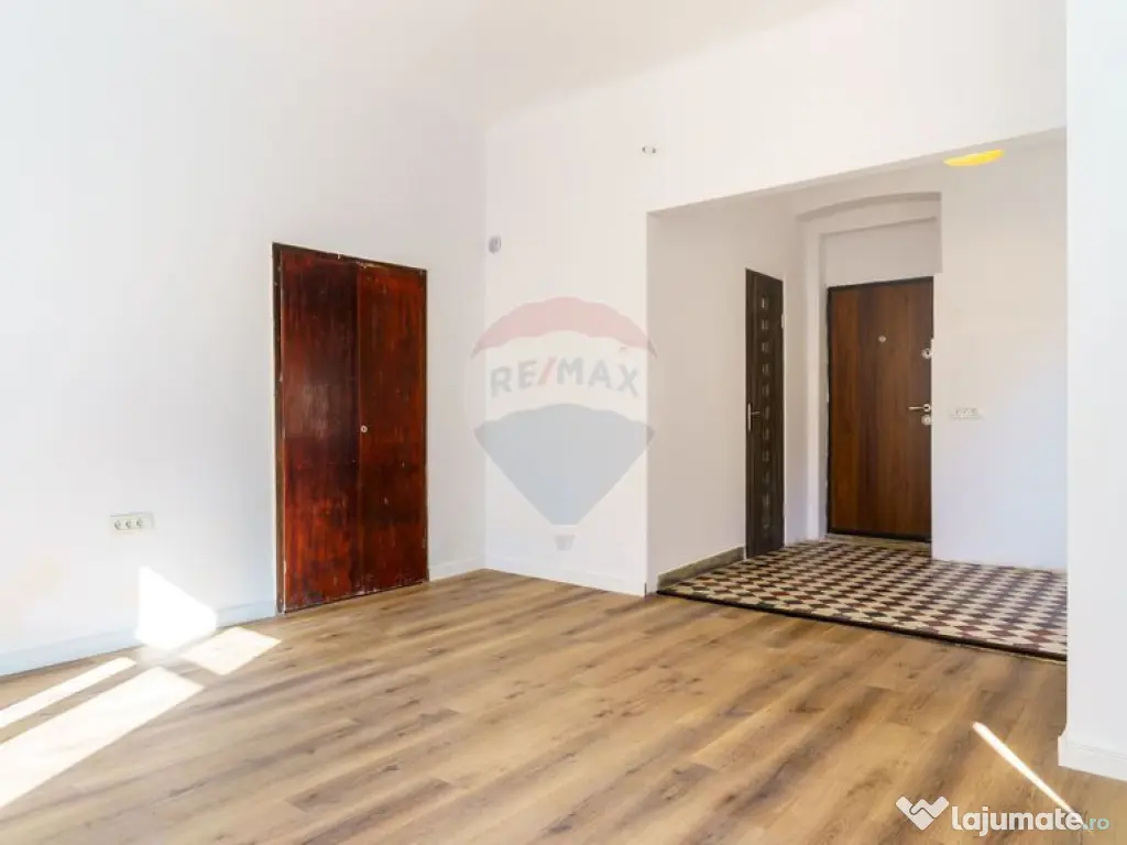 Apartament cu 1 camera de vânzare in zona centrala, stra...