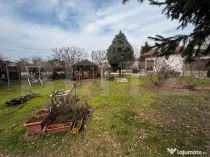 Teren intravilan 617 mp, bucătărie de vară, foisor, Preaj
