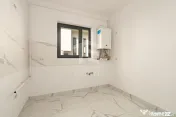 Case 140mp cu parcare și curte în cartier privat Str Ti... 