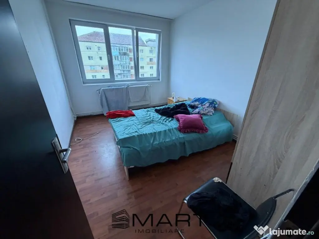 Apartament 2 camere decomandate et. 7/10 Mihai Viteazul
