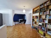 Apartament Central, bloc Casa Cartii 