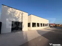 Spațiu 245 mp cu 10 parcări, curte logistică și rampă m