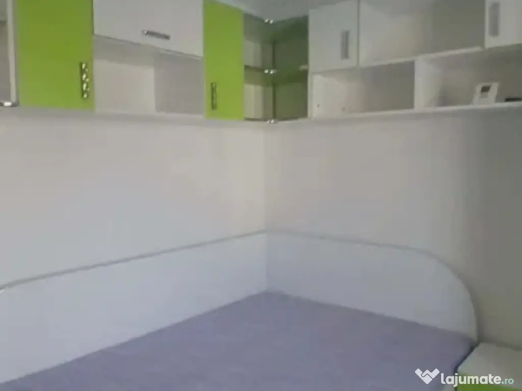 Apartament 2 camere, 39 mp, zona Craiovita Noua
