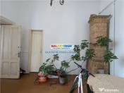 Unirii Cantemir vila P 2 ,210 mp utili, 8 camere teren 155 m 