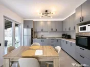 Vilă cu 5 camere și 3 băi situată în Bucium - Iași 