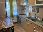 DE INCHIRIAT APARTAMENT 4 camere zona centrala 