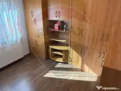 DE INCHIRIAT APARTAMENT 4 camere zona centrala 