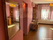 DE INCHIRIAT APARTAMENT 4 camere zona centrala 