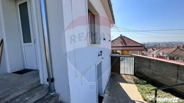 Casă / Vilă cu 2camere de vânzare la curte comuna