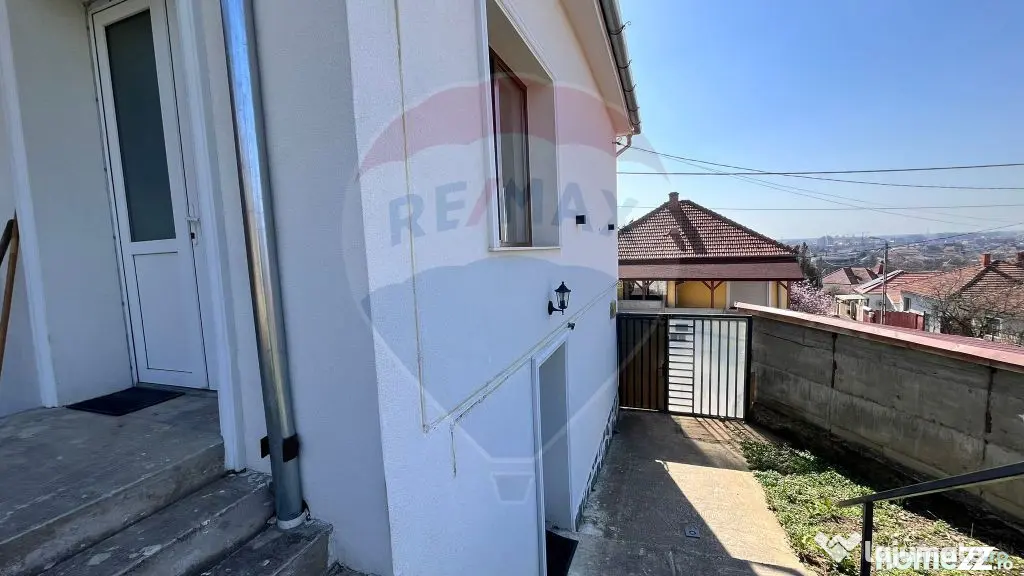 Casă / Vilă cu 2camere de vânzare la curte comuna